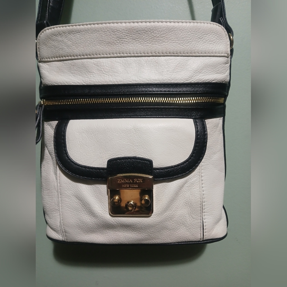 EUC Emma Fox Crossbody